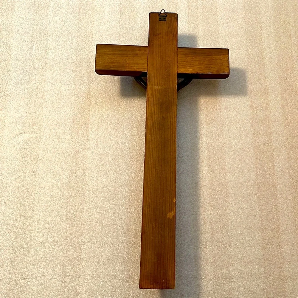 Jesus Christ INRI Crucifix Wood Cross - Picture 6 of 11